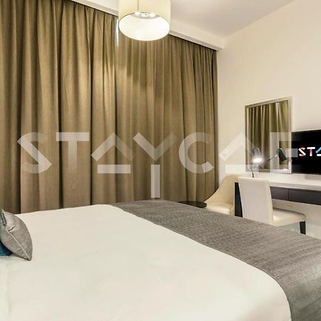 Staycae Holiday Homes - Tower 108 Dubai Exteriör bild